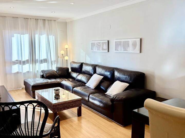 Elegante Apartamento Junto Al Campo De Golf - Motril