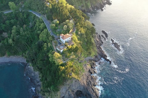 Villa Alkolea, viewpoint of the Cantabrian Sea