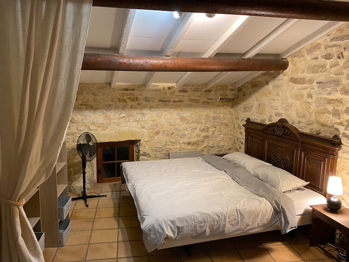 غرفة النوم 2