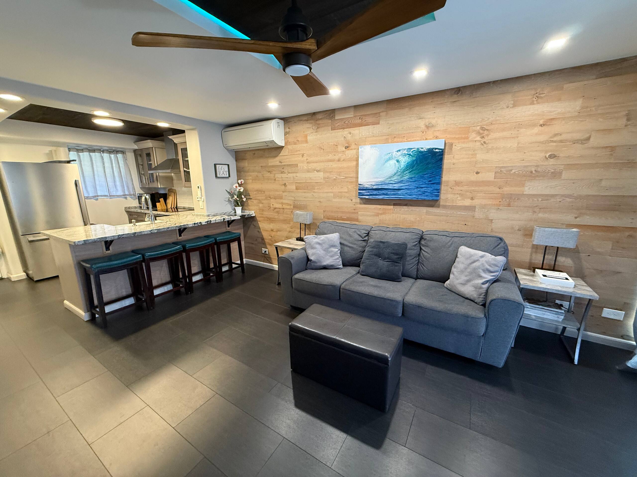 Condo in Honolulu · ★4.86 · 2 bedrooms · 3 beds · 1 private bath - Image 58