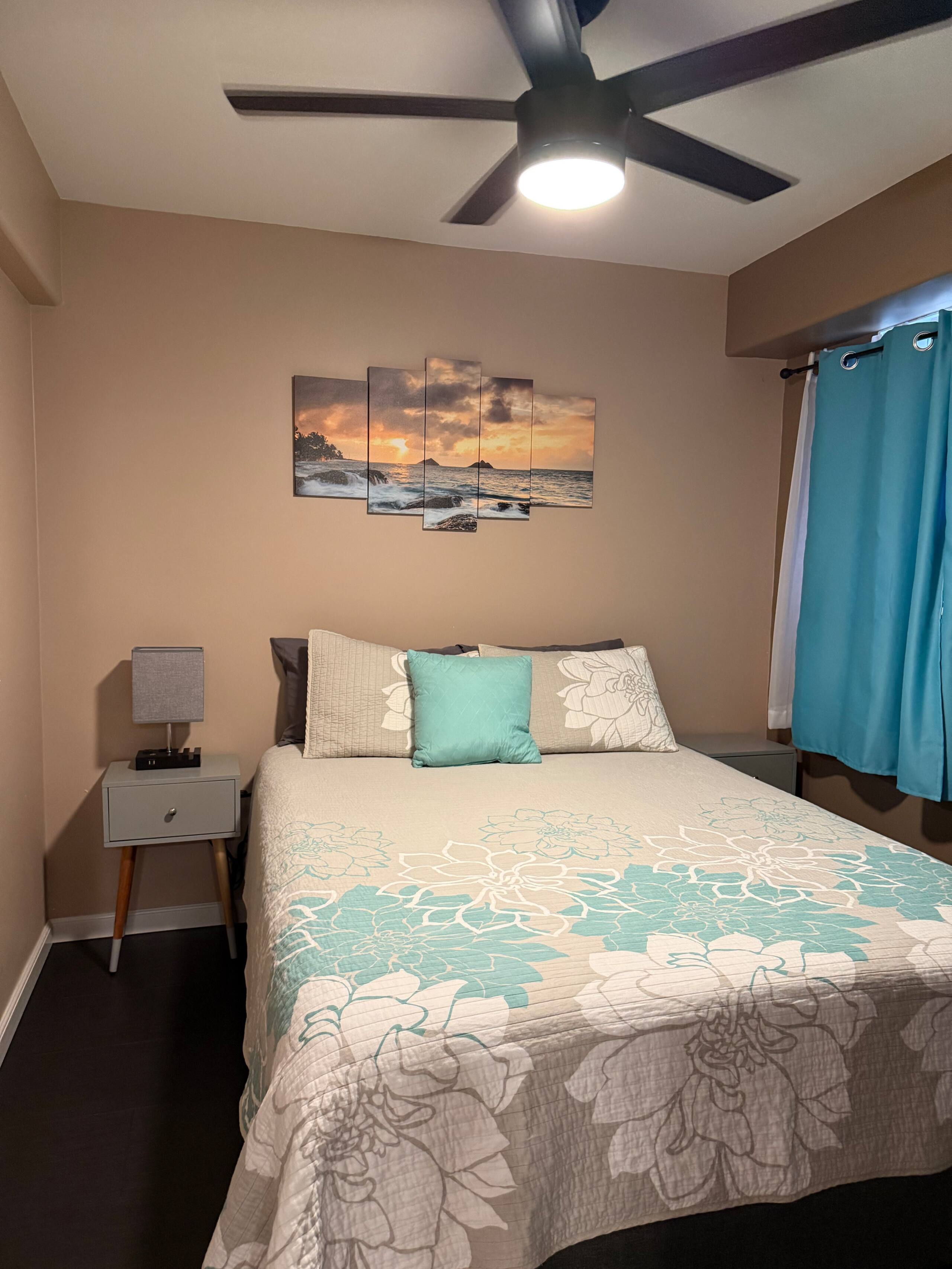 Condo in Honolulu · ★4.86 · 2 bedrooms · 3 beds · 1 private bath - Image 43