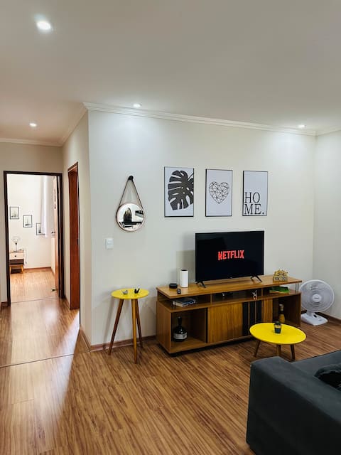 Imóvel de sucesso: Comfortable and Elegant in the Center with Air Conditioning em Ipatinga