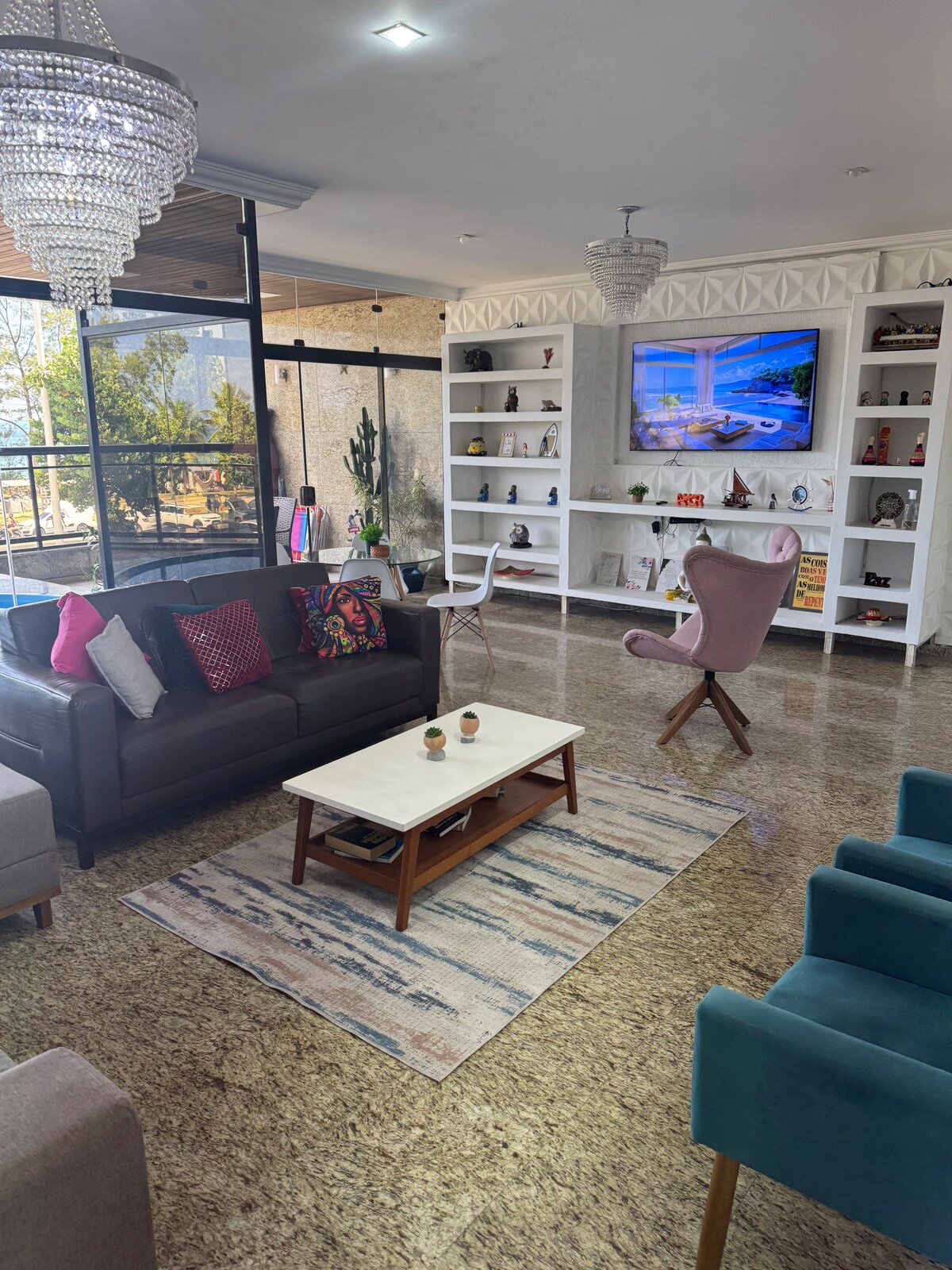 Imóvel de sucesso: Oceanfront, 1 minute from the beach em Recreio Dos Bandeirantes