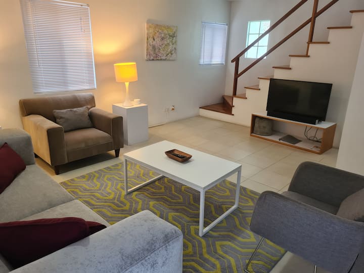 Rest West Terrace - Modern Luxury Beach Getaway - Nassau