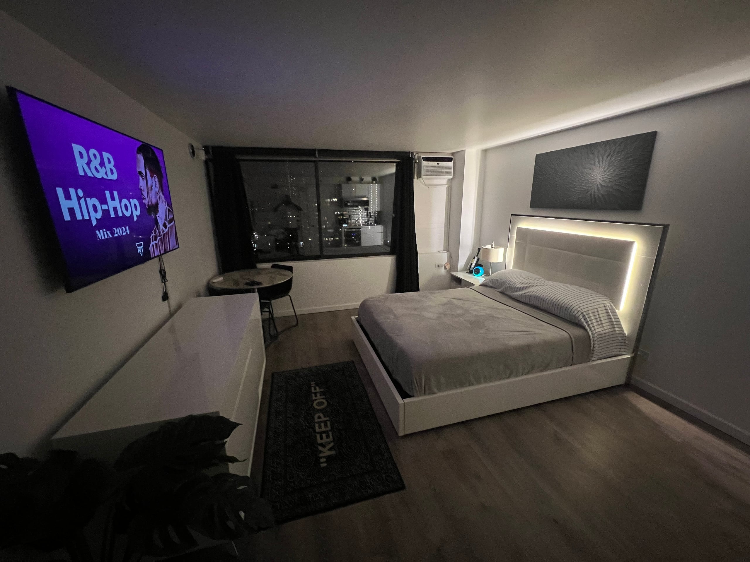 Hotel in Honolulu · ★4.74 · 1 bedroom · 1 bed · 1 private bath - Image 13