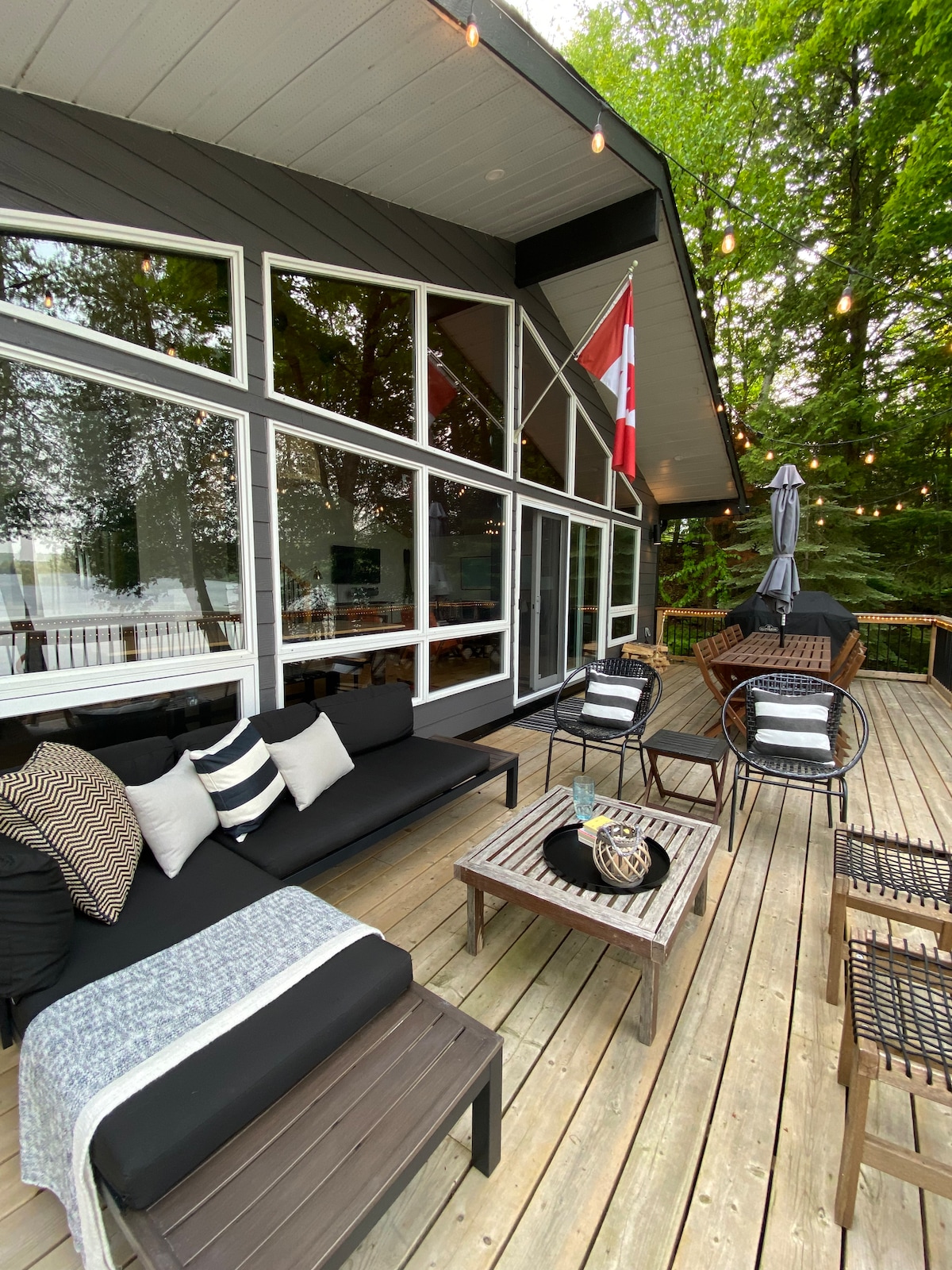 Red Pine Lakehouse-Sauna, Chef's Kitchen, Lakeside - Cottages for