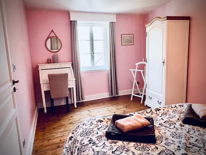 Пријатна розова соба, па кокос...