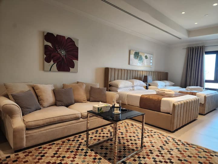 Studio With Two Queens Beds In The Pearl! 908 - Doha