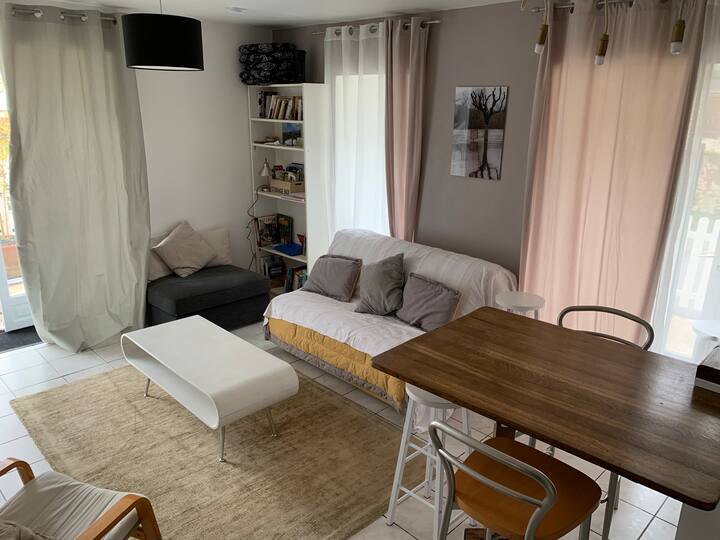 Logement Avec Terrasse Privative Et Piscine - Le Roc
