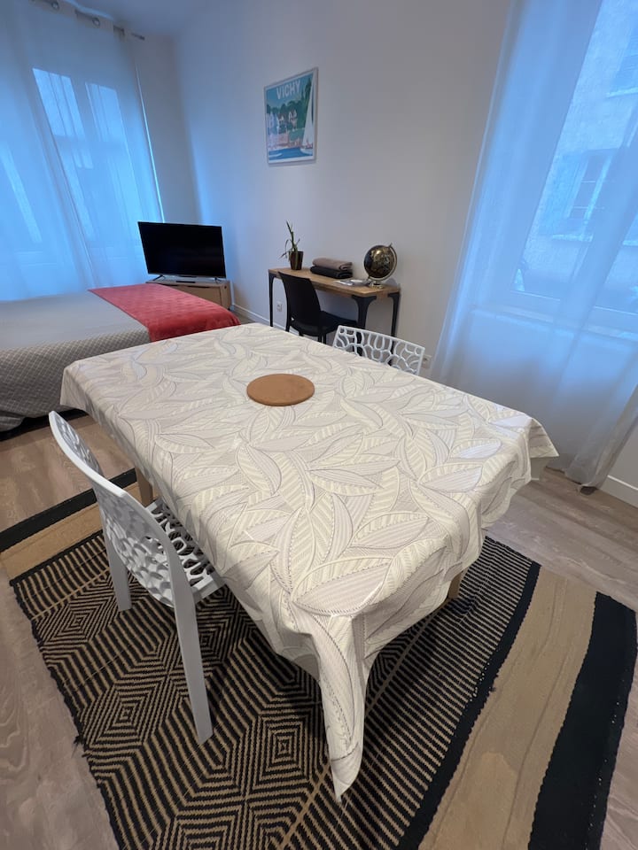 Source Lucas 🌟 Studio à 2 Min De La Gare 🚉 - Bellerive-sur-Allier