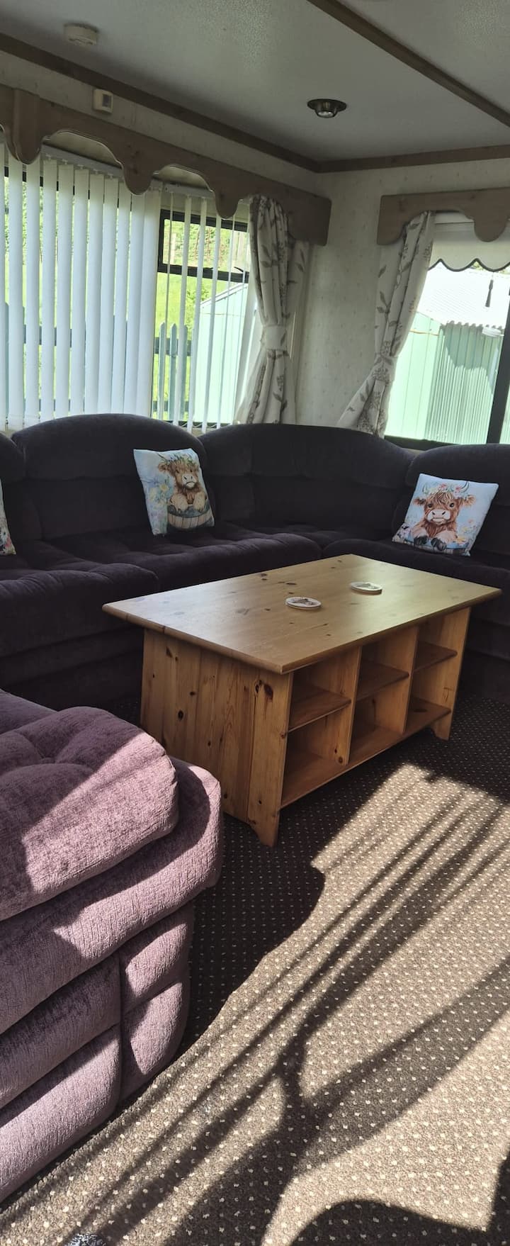 Large Caravan, On The Grounds Of A Working Farm, Set In An Area Of Outstanding Natural Beauty. - North Wales