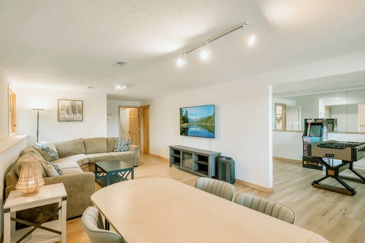 Nordic Lake Retreat @ Koselig Cottage gallery image 2