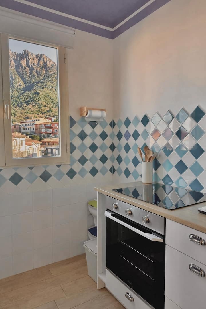 Mountain View Studio | Free Kitchen Use - Sardinia