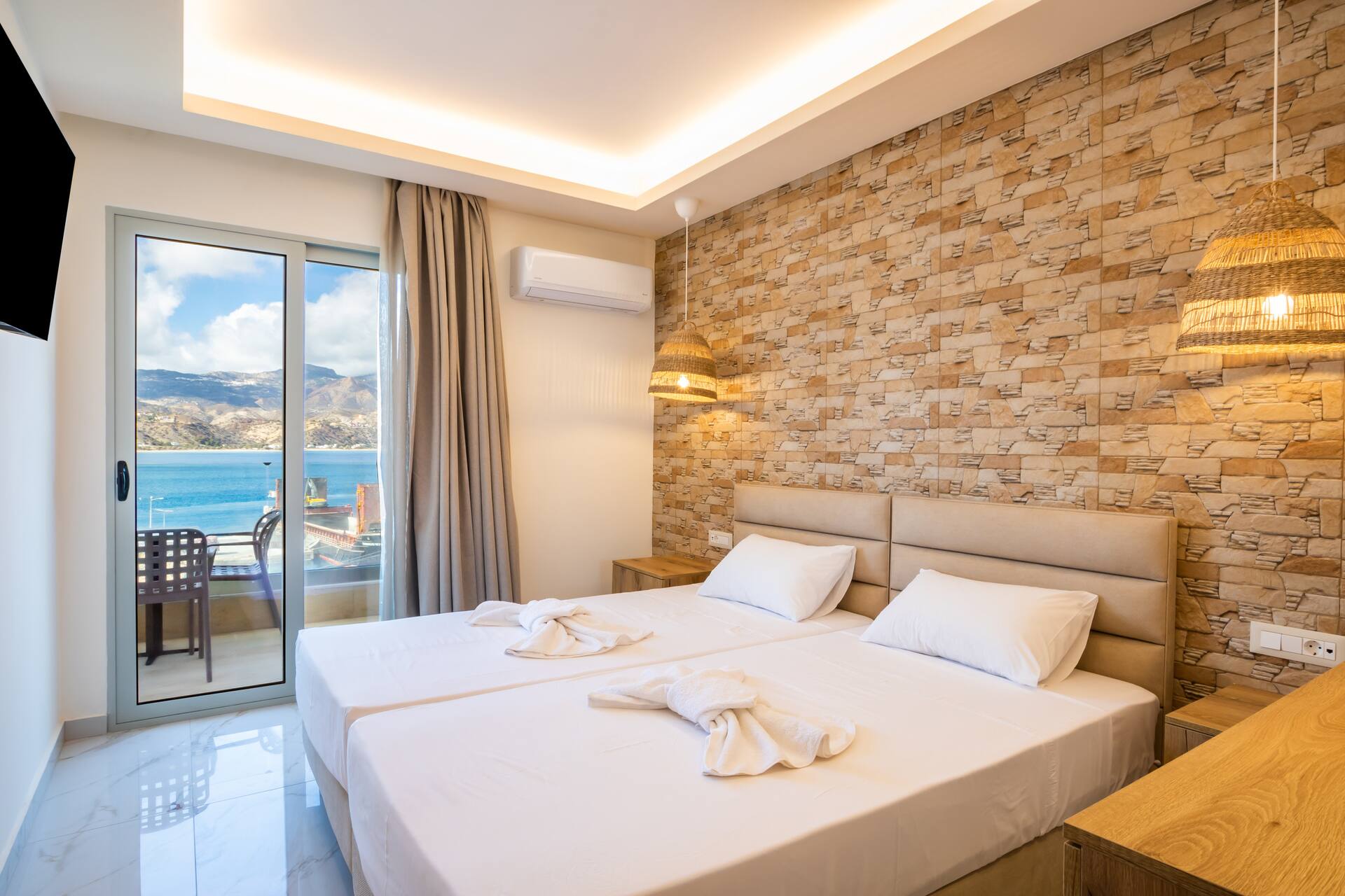 Dolphin Apartment (2 rooms) with sea view #2