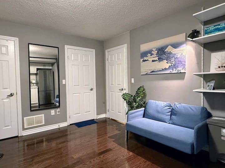 Spacious & Private Entire Bsmt. Suite - Vaughan