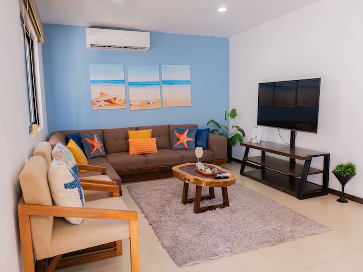 Casa Familiar Frente Alberca Cerca De Playa - Durango