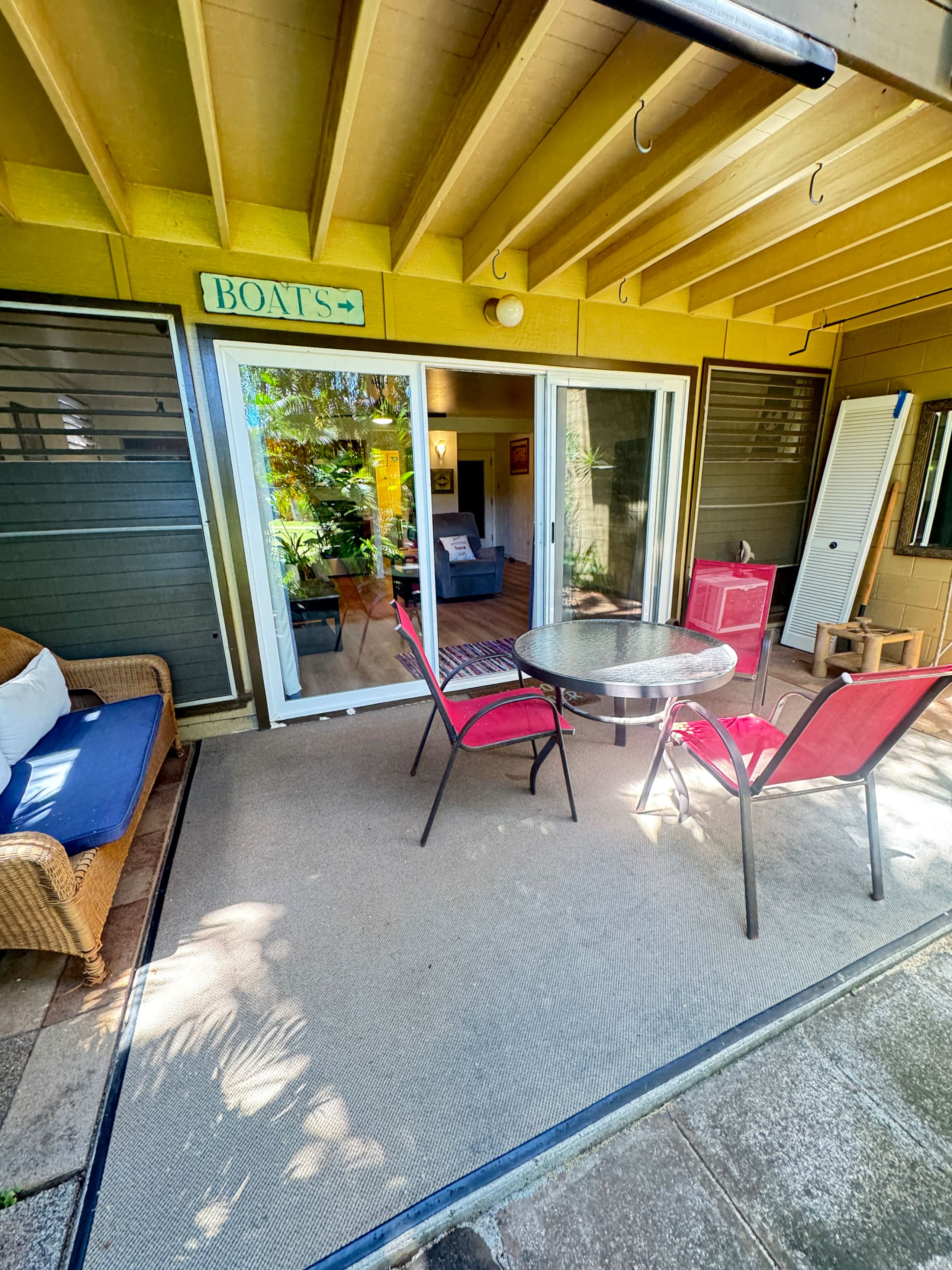 Condo in Lahaina · ★4.67 · 1 bedroom · 2 beds · 1 bath - Image 28