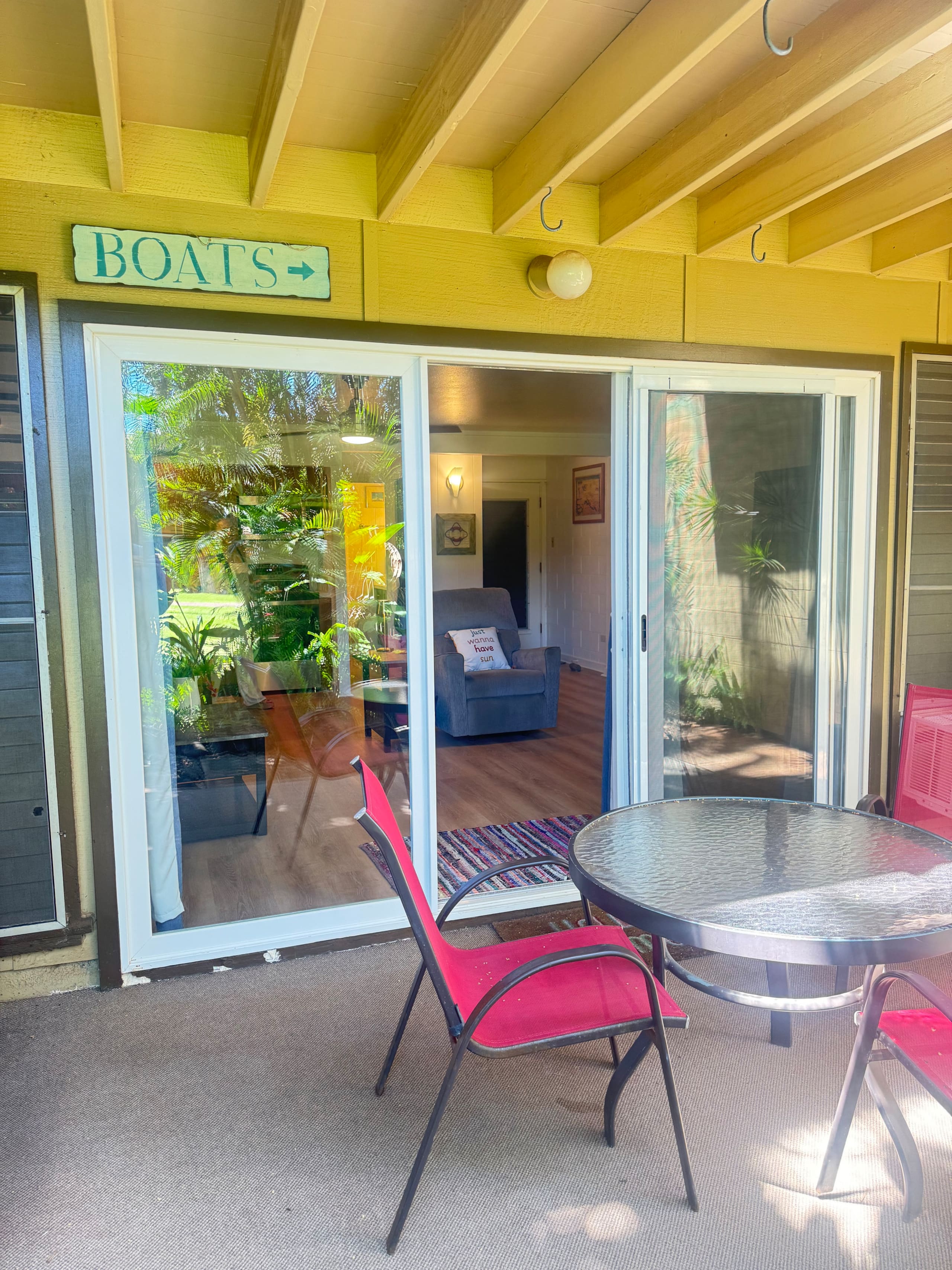 Condo in Lahaina · ★4.67 · 1 bedroom · 2 beds · 1 bath - Image 27