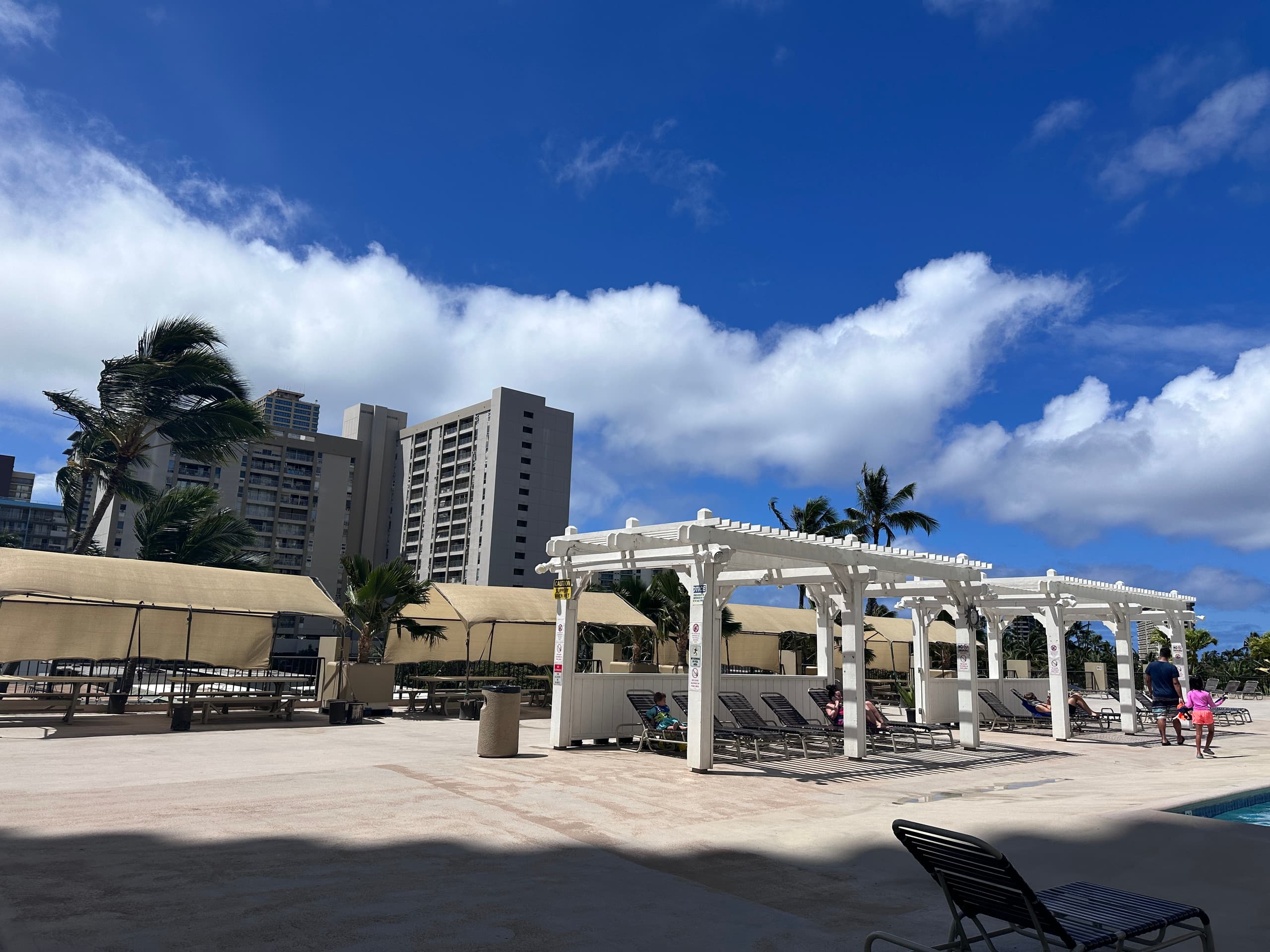 Condo in Honolulu · ★4.81 · Studio · 1 bed · 1 private bath - Image 23