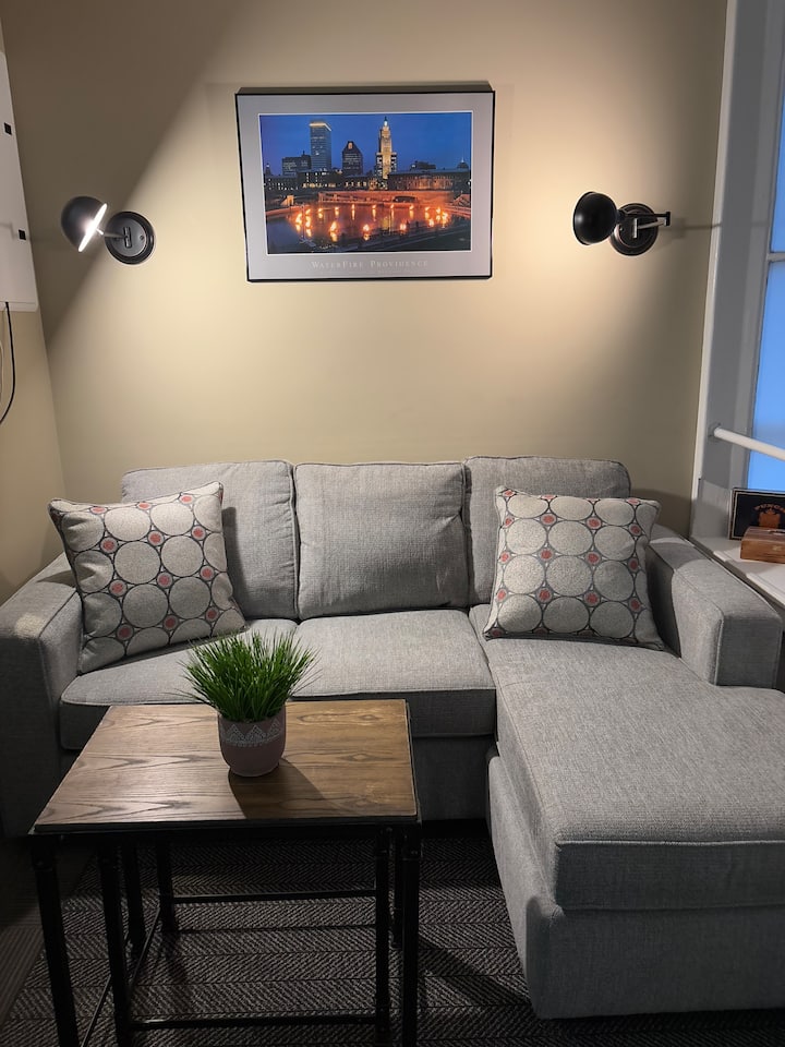 Downtown Pvd Loft Free Garage Parking - Providence, RI