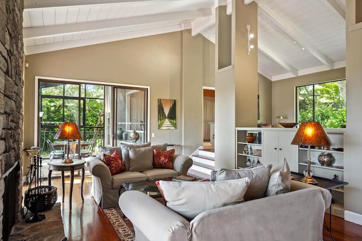 Serene Retreat! Amazing Views! Minutes To Plaza! - Sonoma, CA