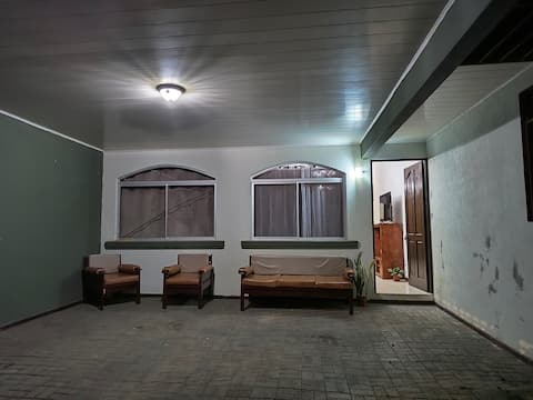 Beautiful House 3 BR/2 BA gem with patio & garage