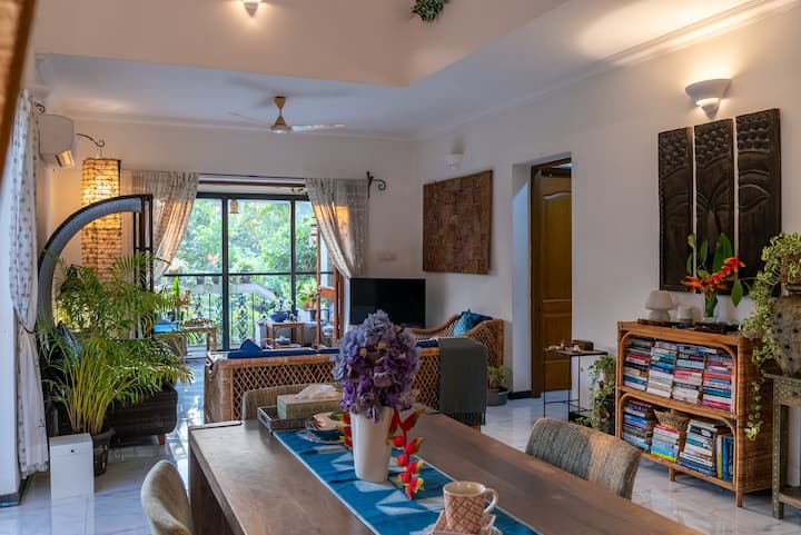 Living room image 3