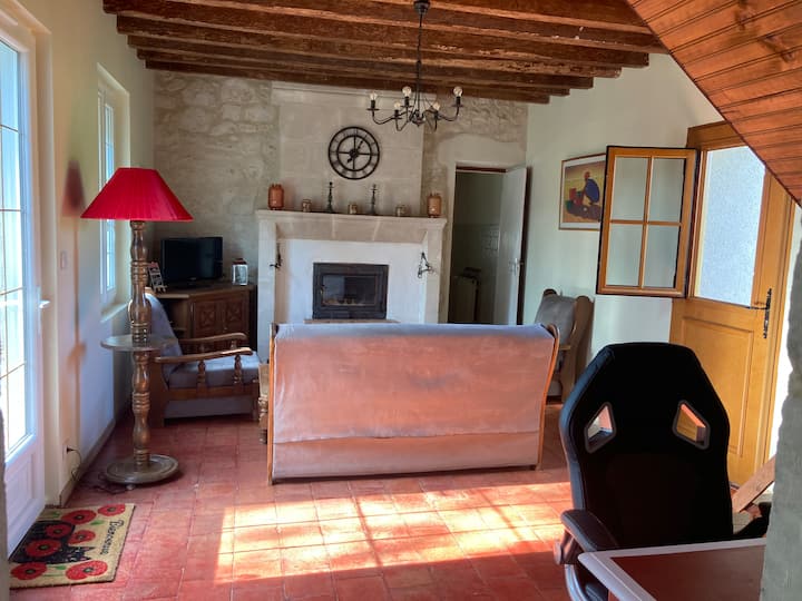 Cottage Chaleureux Du Xixe, En Bordure De Rivière - Bauné