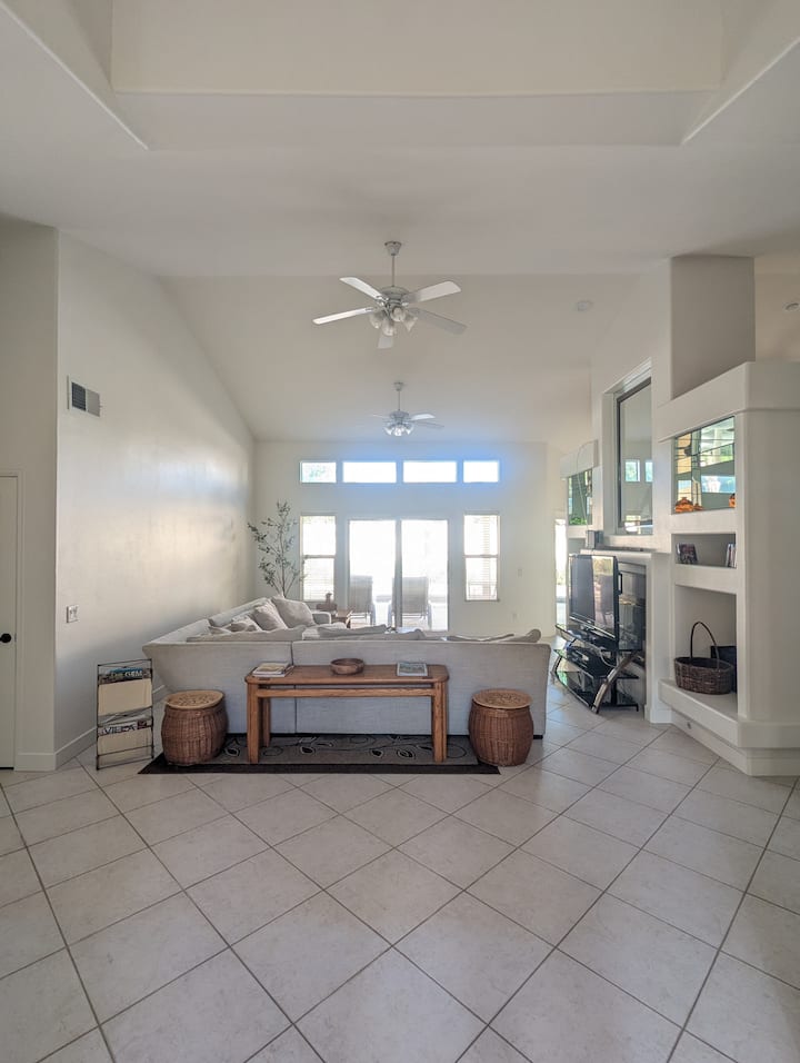 Casa De Palmas - Indio, CA