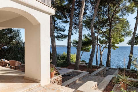 Luma Hvar | Beachfront First Row Villa