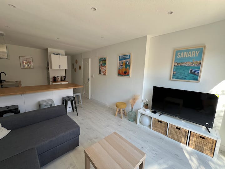 Bas De Villa Indépendant (Sanary Sur Mer) - Six-Fours-les-Plages