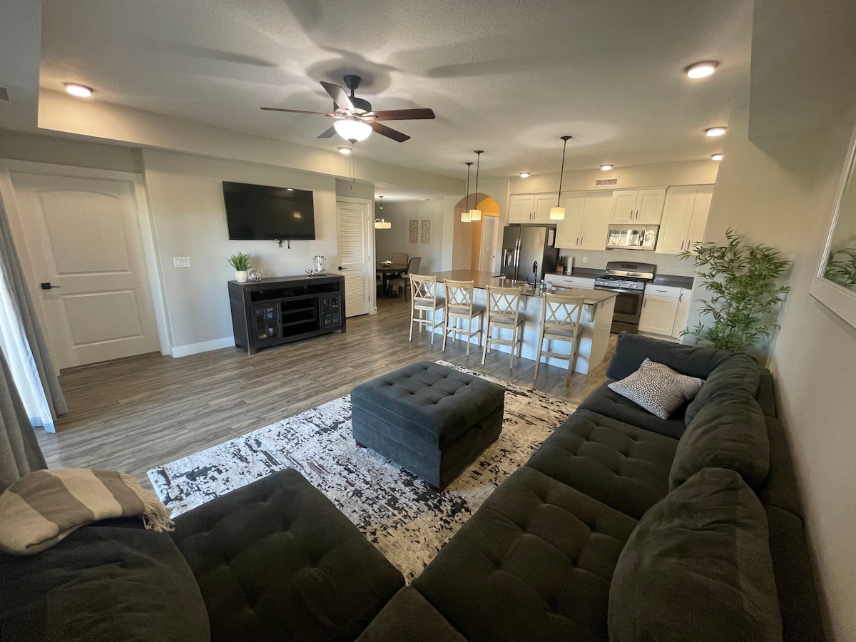 Top Airbnb: Swimming, Biking, Pickle ball and more! in St. George