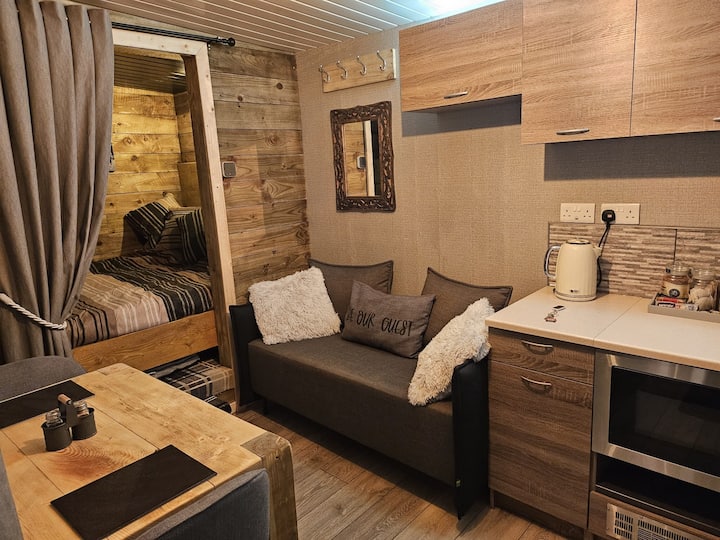 The Cabin - Belper