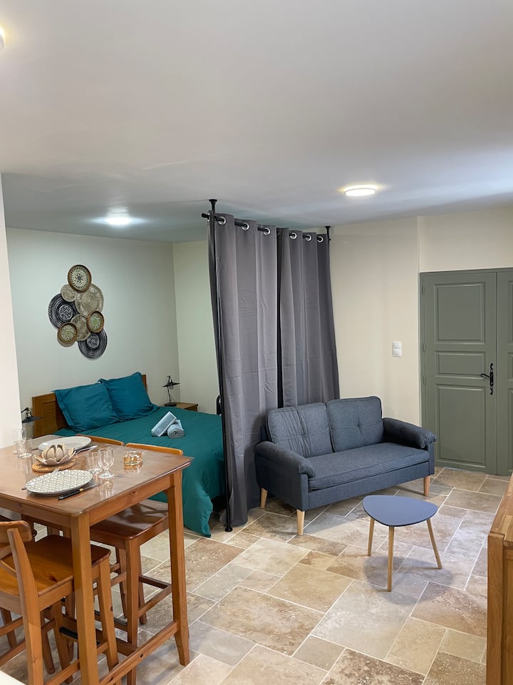 Studio Cosy & éLégant à 5 Min De Narbonne/moussan - Narbonne