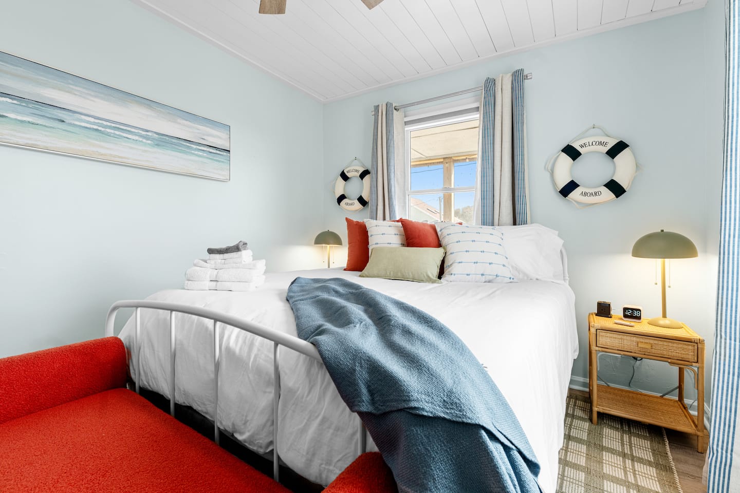 Queen bedroom