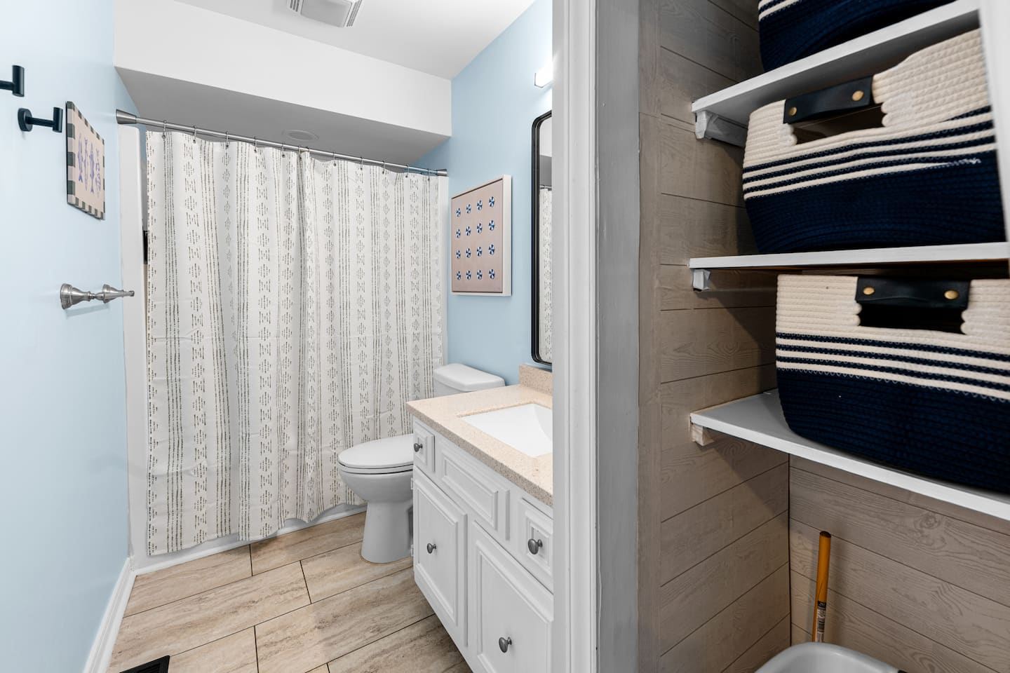 Full bathroom