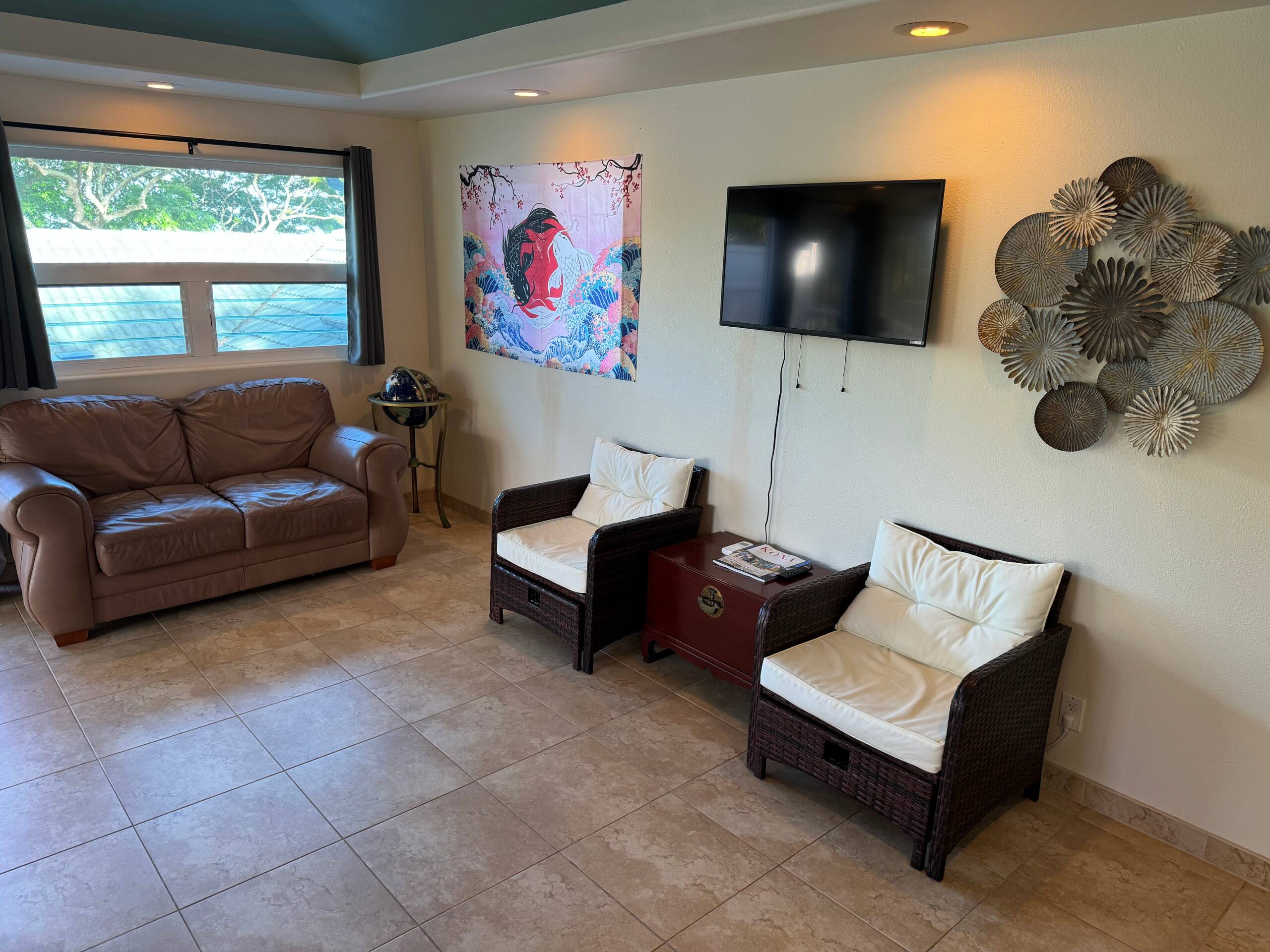 Guesthouse in Kailua-Kona · ★4.86 · 2 bedrooms · 4 beds · 2 private baths - Image 9