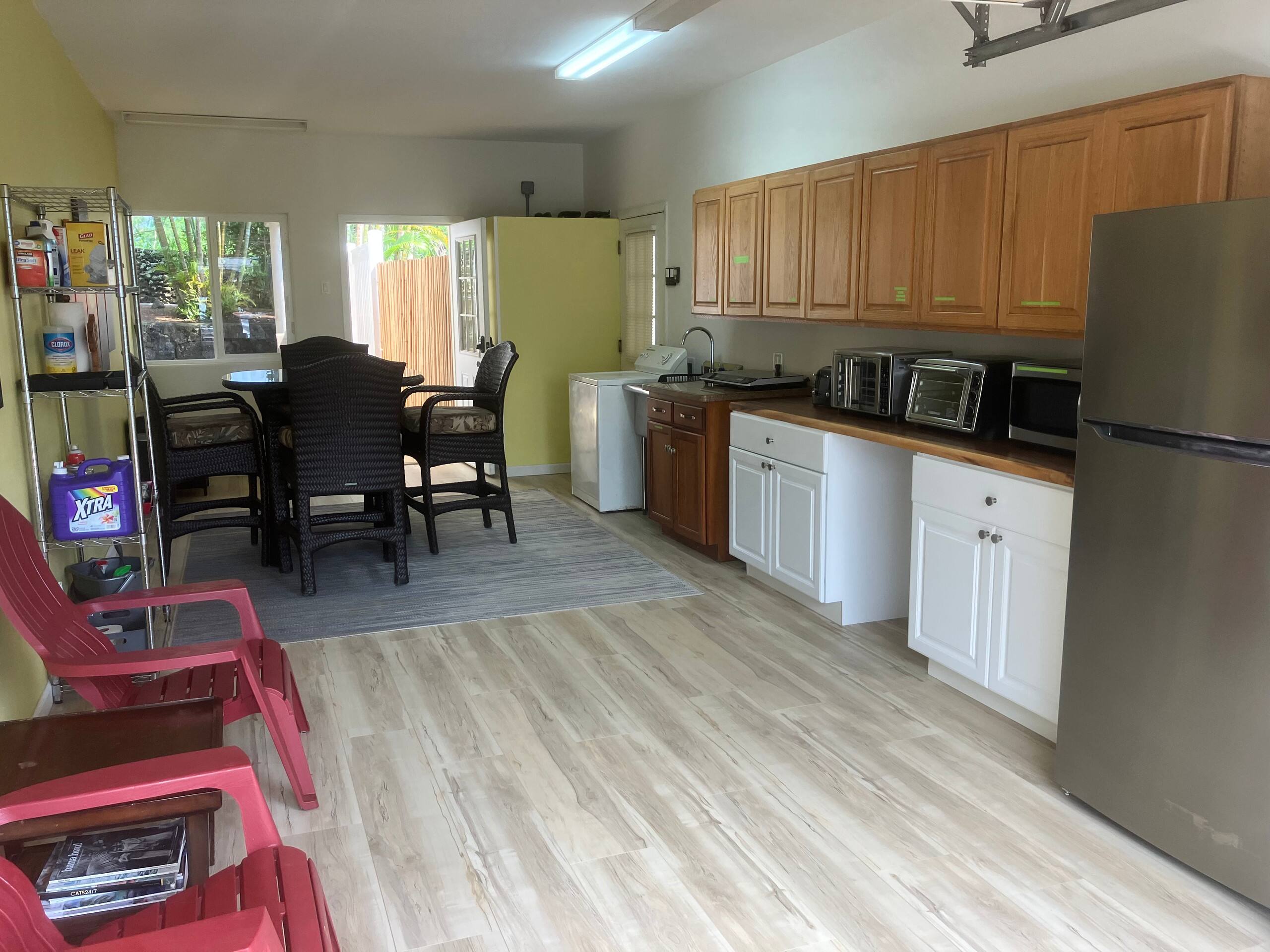 Guesthouse in Kailua-Kona · ★4.86 · 2 bedrooms · 4 beds · 2 private baths - Image 18