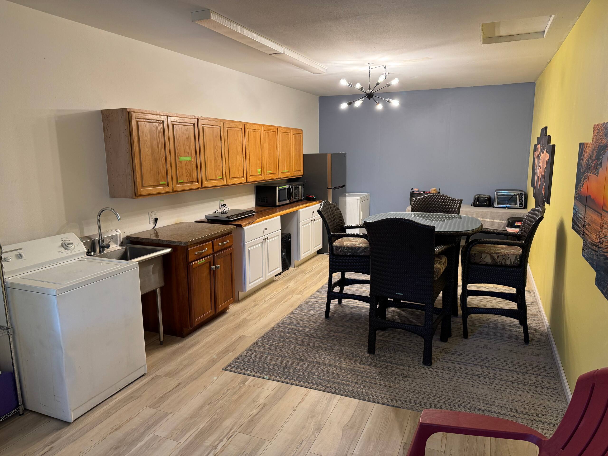 Guesthouse in Kailua-Kona · ★4.86 · 2 bedrooms · 4 beds · 2 private baths - Image 19