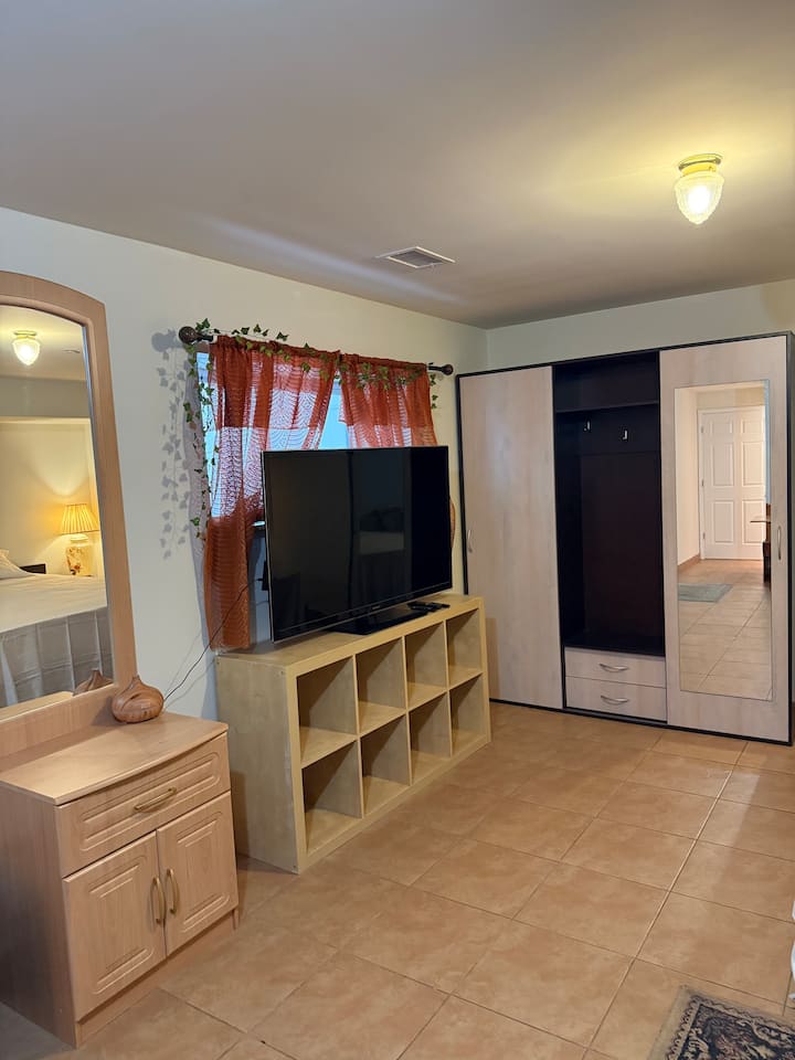 Beautiful Brand New Furnished Studio. - Elizabeth, NJ
