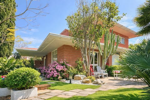 Villa Brando - Exclusive villa, 9P, Garden & Bikes
