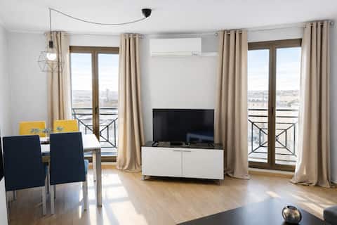 Top Airbnb: El Torreón del Pilar. Parking option en Casco Histórico