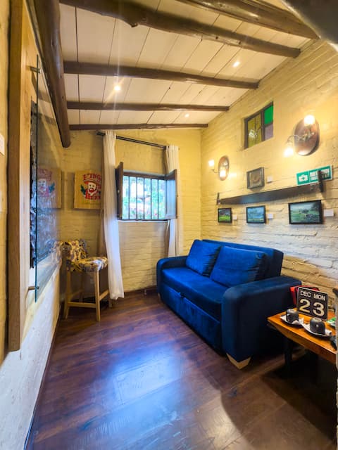 Top Airbnb: Romantic Cabin in Guatavita | Jacuzzi & Fireplace in Guatavita