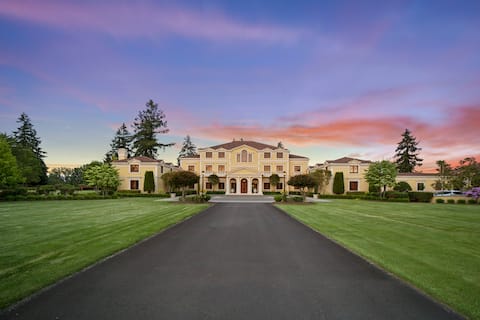 Luxury Villa on 46 acres in Oregon Wine Country