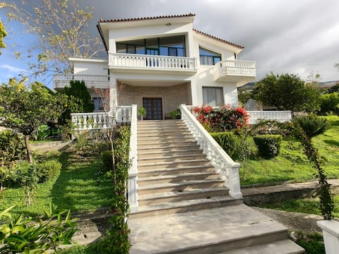 Villa Mare - for families & groups