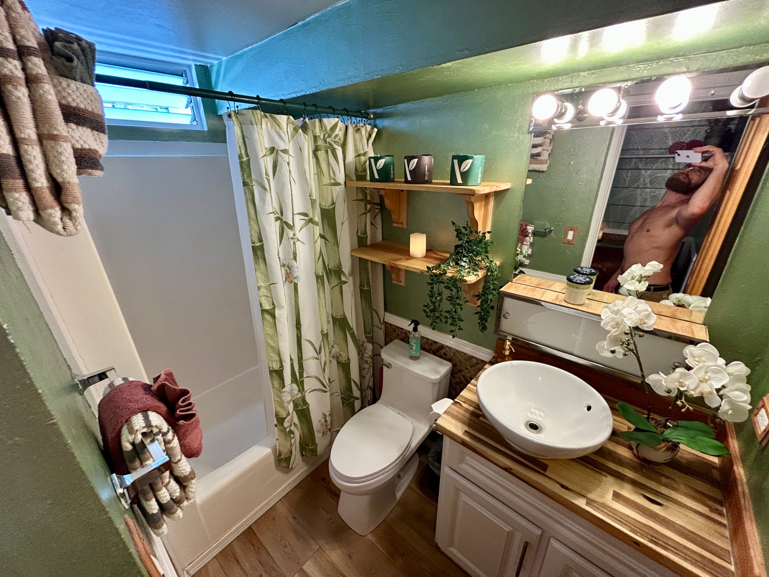 Condo in Honolulu · ★4.81 · 1 bedroom · 1 bed · 1 private bath - Image 17