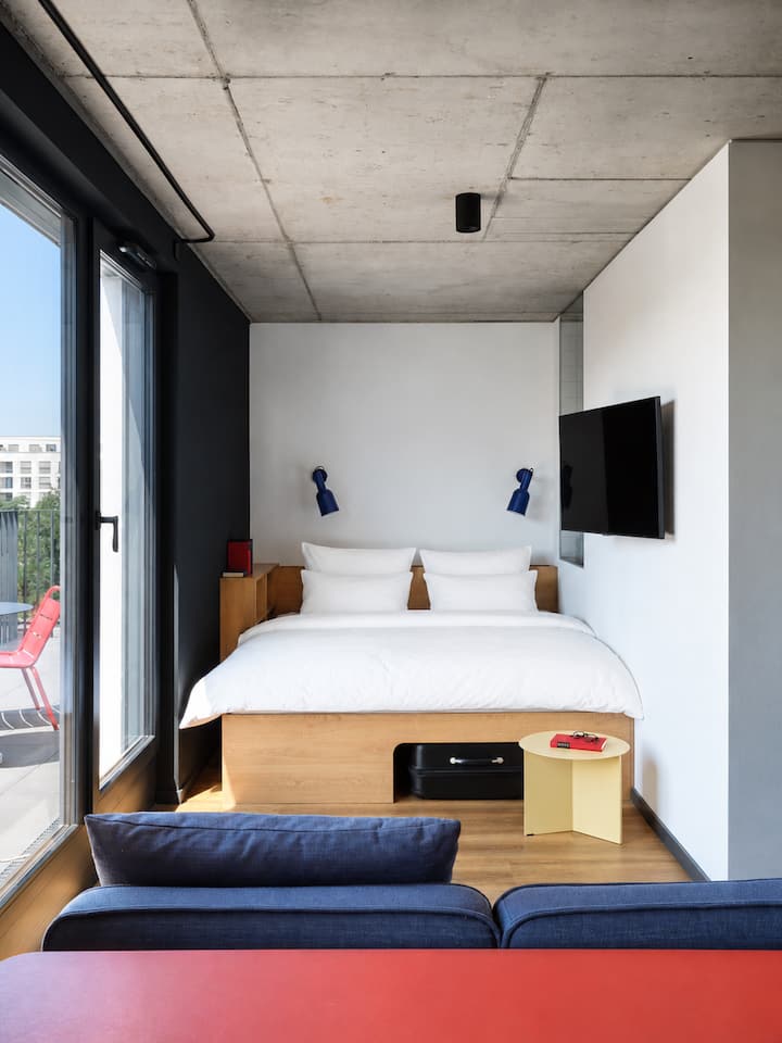 Stayery | Deluxe Apartment With Balcony Near Ecb - Frankfurt