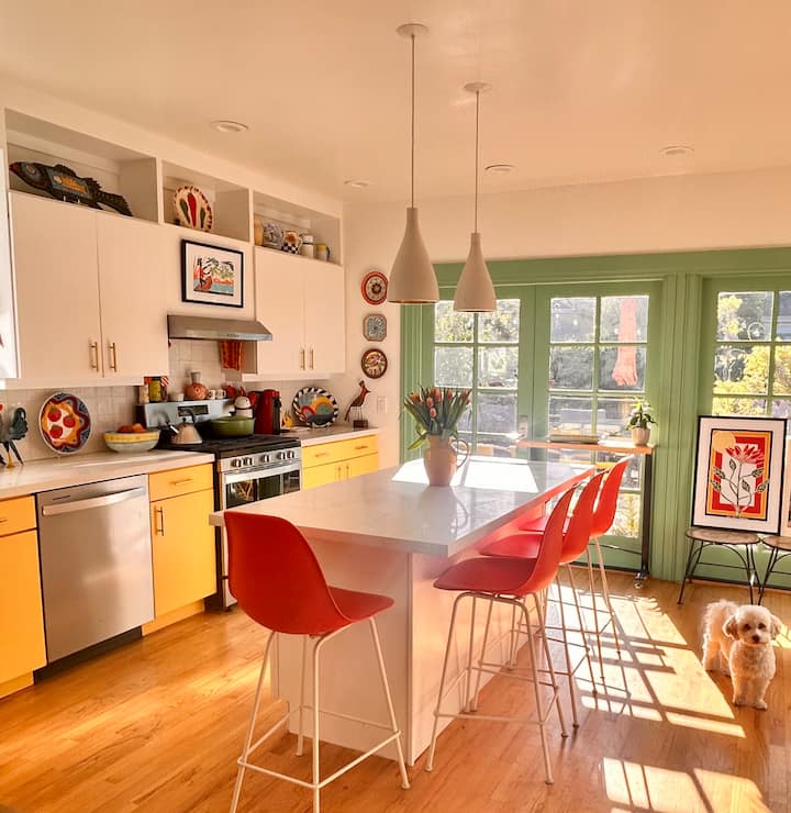 Sunny Craftsman Home In Rockridge - 奧克蘭