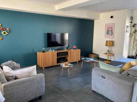 Top Airbnb: Very beautiful modern house, in the center of Bayeux. à Bayeux