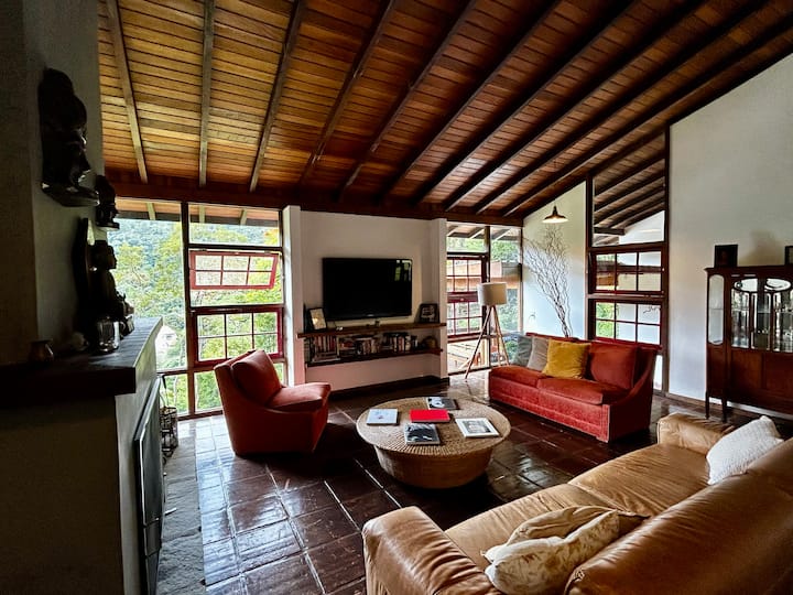 Chalé Na Serra Com Piscina, Sauna E Lareira - Teresópolis